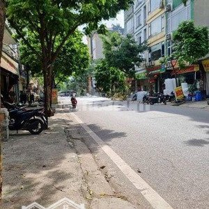nhà đẹp tô hiệu, hà đông. dt 45m 4 tầng mt 4m. giá chỉ 8.9 tỷ. ô tô đỗ cửa. gần phố
