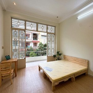 phòng hẻm xe hơi full nội thất ban công 5 bước chân đến chợ giá chỉ từ 5tr5 ngay đinh bộ lĩnh