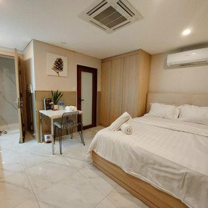 chdv ngay chợ tân định_công viên lê văn tám_trường đh kinh tế q1