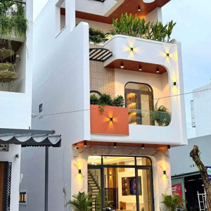 bán nhà tdm bình dương 2tỷ8, diện tích gần 200m², 3pn - 4wc