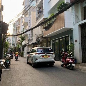 nhà mặt tiền kinh doanh (4.5 x 21) nở hậu 6.5m, có ô lắp thang máy đường lý thường kiệt, chỉ 10.5tỷ