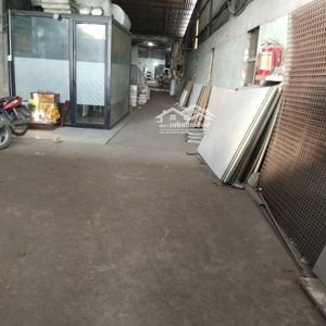 cho thuê nhà xưởnng mt đường bùi công trừng hóc môn, dt xưởng 750m2, giá 25tr/tháng