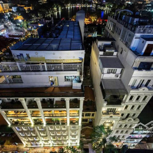 bán khách sạn may de ville lakeside 5 sao cao nhất phố cổ. 16 tầng, 18m mặt tiền. 510m2