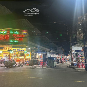 cho thuê mặt bằng 50m2 ở dĩ an - bình dương, trung tâm chợ đêm việt lập.