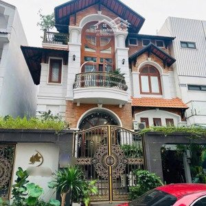 biệt thự phong cách châu âu đường lê văn sỹ, phường 14, quận 3