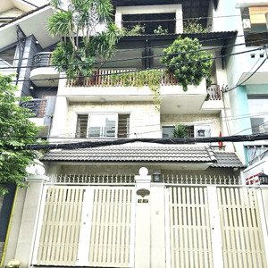 villa thiết kế hiện đại - đường 3 tháng 2, p12, quận 10 - 7x17,5m 4 tầng bán 28,9 tỷ - hẻm rộng 8m