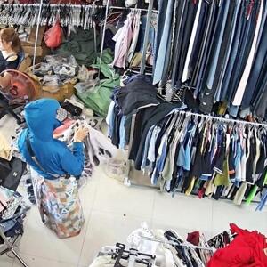 Cần sang nhượng mặt bằng shop đồ si ngay chợ Cẩm Lệ Đà Nẵng cho ai muốn kinh doanh.