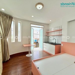 căn hộ mini ban công ngay công viên làng hoa