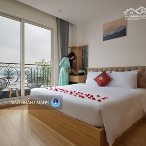 bán khách sạn mặt phố yên hoa, phường yên phụ 40 phòng 2 thang máy full khách giá 150 tỷ