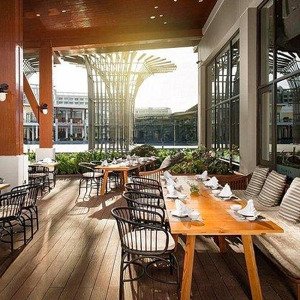 cho thuê mb phố triều khúc 150m5 tầng mặt tiền 7m có thang máy giá cực hợp lý 