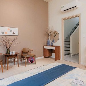 cát tường j home thuận an bình dương . cần bán căn 2 tầng 110m2 đất sân vườn rộng 30m2