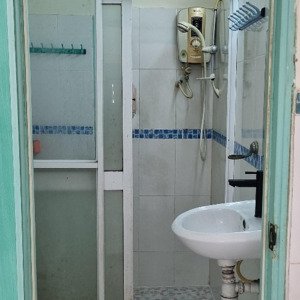 cho thuê phòng trọ sạch đẹp p10 quận 10 diện tích 20-25m2 giá 3,5 triệu đồng
