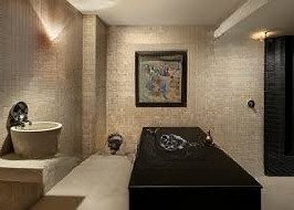 cho thuê mặt bằng lô góc phố hoàng ngân thang máy mặt tiền cực đẹp giá hợp lý 