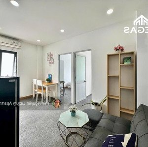trống sẵn chdv 2 phòng ngủ ban công full nội thất ngay công viên lê văn tám - chợ tân định quận 1