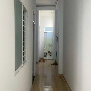 bán nhà 3 tầng, ktđc phước long, dt 65 m2, ngang 5m, đường 11 m, hướng đông bắc - giá 6,6 tỷ
