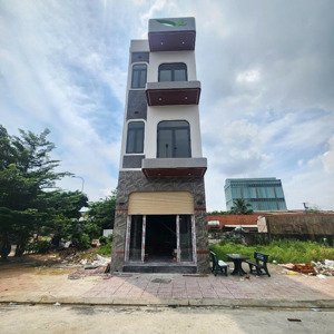 cần bán gấp nhà 3 tầng trục chính an phú,gần chợ phú phong ,sổ hồng riêng, giá tốt 5ty4