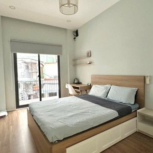 siêu rẻ! cho thuê studio balcon 20m2 đầy đủ nội thất thoáng mát 1 người ở ngay trần hưng đạo q1
