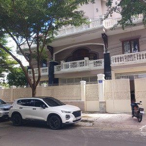 mặt bằng cho thuê r6 thái văn lung vũng tàu