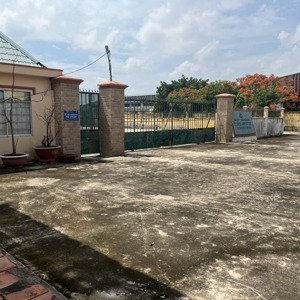 nhà xưởng cho thuê (trước đây là nhà máy chế biến thủy sản)