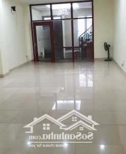 cho thuê 2 căn nhà quanh cầu diễn, thang máy, oto đỗ tránh, mới.