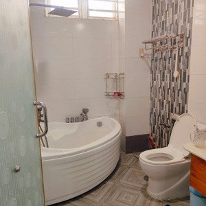 cho thuê nhà phố unitown, thủ dầu một, bình dương