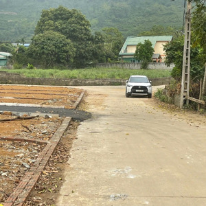 bán gấp 100m2-thắng đầu, hòa thạch, full thổ cư, 2 mặt đường trước sau, mặt tiền 5m, giá nhỉnh 2 tỷ
