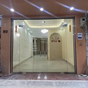 cho thuê nhà tại ngõ 36 phố nguyên hồng phường láng hạ quận đống đa hà nội, chỉ 23tr/tháng.