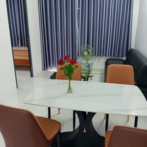 cho thuê căn hộ 2 phòng ngủ đầy đủ nội thất chung cư hồng loan 5c