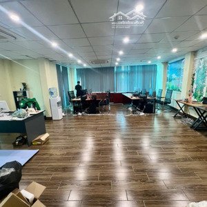 nhượng lại văn phòng 70m2 tại cổ nhuế 2 đường to, sạch đẹp an ninh tốt