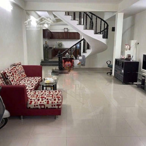 cho thuê nhà 1 trệt 2 lầu, 3pn, 5x15m mặt tiền đường số gần chợ tân mỹ