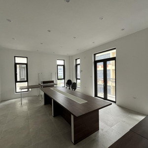 cho thuê văn phòng tại him lam vạn phúc, 90 m2/tầng, lô góc đẹp, tầng 2 phòng, view thoáng