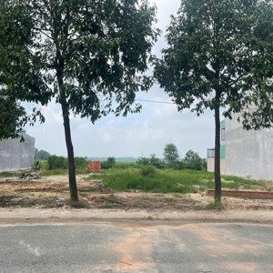 chính chủ cần bán 150m2 đất cạnh khu công nghiệp mỹ phước và trường đh thủ dầu một