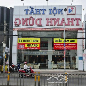 mt nguyễn thị thập quận 7, dt: 10x30,1 lầu, giá cho thuê: 150 triệu