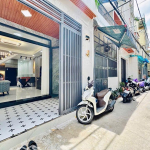 65m2 nhà đẹp - hẻm thông thoáng - trung tâm phú nhuận chỉ 8.x tỷ