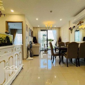 hàng hiếm bán căn hộ 1pn+ view hồ bơi sổ sẵn tặng full nội thất cao cấp 2tỷ150 vinhomes grand park
