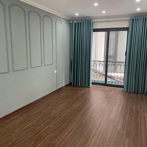 tôi cần cho thuê nhà định công, hoàng mai oto vào nhà ở, kd 60m 6 tầng thông sàn thang máy giá 18tr