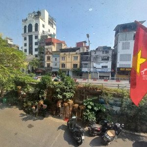 bán nhà mặt phố tây hồ, rẻ nhất quận, kinh doanh, ôtô tránh đỗ, 6t thang máy 82m2 21 tỷ. 