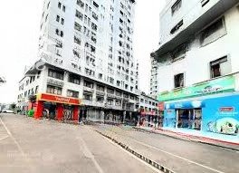 cho thuê chung cư tôn thất thuyết,đường tôn thất thuyết, phường 1, quận 4,dt 60 m2,2pn,1wc.,lầu cao
