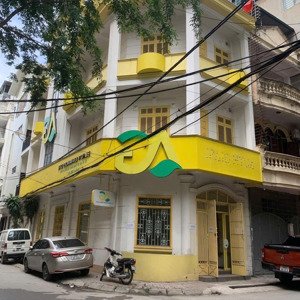 cho thuê mặt ngõ trung kính đường 2 ô tô tránh nhau dt 80m2x5 tầng căn góc giá 45tr/ tháng