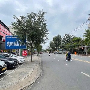 mặt tiền đường man thiện, tăng nhơn phú a quận 9, 200m2 có sẵn nhà cấp 4 cho thuê giá 11,5 tỷ