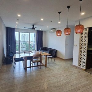 vista verde cho thuê 3pn trống sẵn