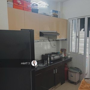 cho thuê căn hộ 155 nguyễn chí thanh, q5, dt 62m2, 2pn, 1wc, có nội thất, nhà đẹp, giá 12tr/tháng