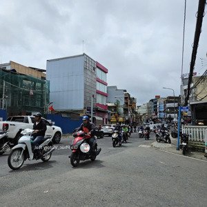 cần bán nhà phố mặt tiền đẹp đường nguyễn thị định trung tâm đà lạt giả chỉ 15 tỷ