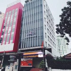 hđt khủng 245 triệu/ tháng mặt tiền phan xích long. dt: 7.5 x 25m, hầm 7 lầu, giá 48 tỷ