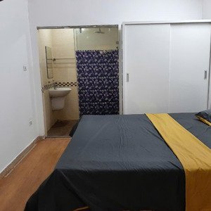 chính chủ cho thuê căn hộ 1712 chung cư 137 nguyễn ngọc vũ. 70m2, 2pn, 2wc, đầy đủ nội thất