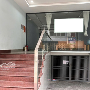 cho thuê văn phòng 50m2, hẻm 1 đường cù chính lan, p.13, tân bình, có chỗ ngủ lại, giá tốt
