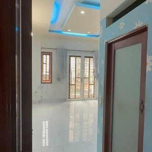 gần cv làng hoa-hxh-68.2 m2-4 tầng 4pn- 5wc-nguyễn văn khối p11 gv-chỉ 7tỷ8 tl