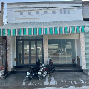 bán mặt tiền nguyễn ái quốc phường hóa an tp biên hoà. dt: 6,2x13=84m2. giá: 3ty150 tl