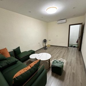bán căn hộ tập thể d25 ngõ 57 láng hạ. diện tích sử dụng 70m2, sổ 32m2, thiết kế 2 phòng ngủ 2 wc.