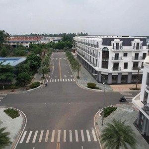 lô góc 140m2 vị trí đẹp nhất khu stc, sát công viên, cách sân bay 5p. giá trong tuần: 3 tỷ hơn